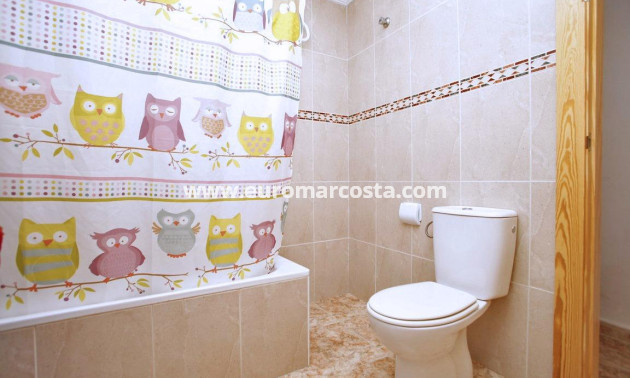 Objekte zum Wiederverkauf - Wohnung - Torrevieja - TORREVIEJA