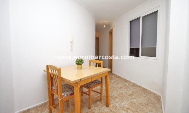 Objekte zum Wiederverkauf - Wohnung - Torrevieja - TORREVIEJA