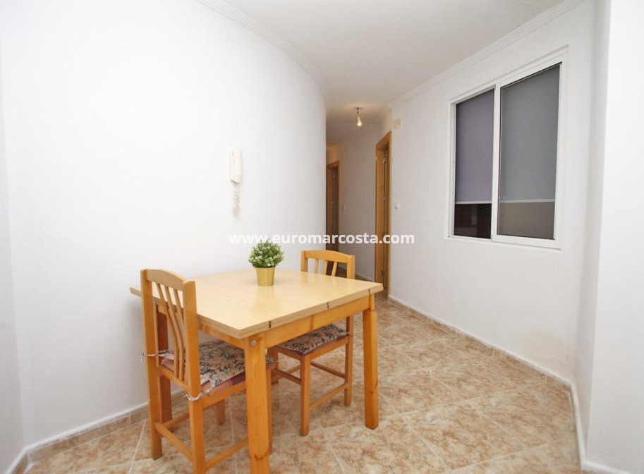 Objekte zum Wiederverkauf - Wohnung - Torrevieja - TORREVIEJA