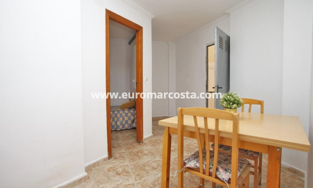 Objekte zum Wiederverkauf - Wohnung - Torrevieja - TORREVIEJA
