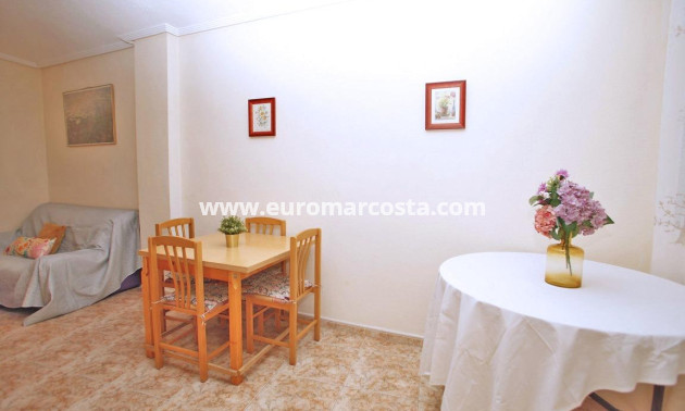 Objekte zum Wiederverkauf - Wohnung - Torrevieja - TORREVIEJA