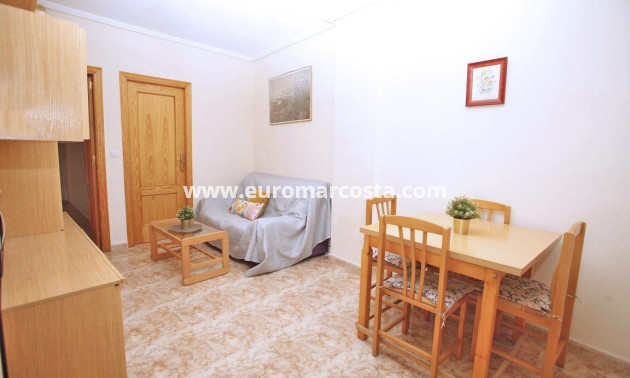 Objekte zum Wiederverkauf - Wohnung - Torrevieja - TORREVIEJA