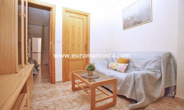 Objekte zum Wiederverkauf - Wohnung - Torrevieja - TORREVIEJA
