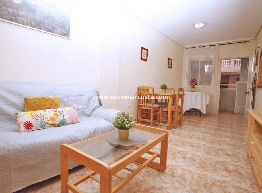 Objekte zum Wiederverkauf - Wohnung - Torrevieja - TORREVIEJA