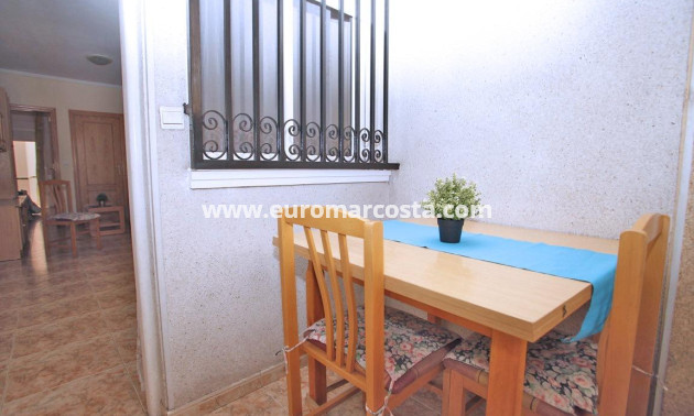 Objekte zum Wiederverkauf - Wohnung - Torrevieja - TORREVIEJA