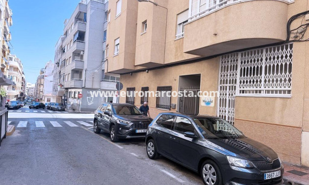 Objekte zum Wiederverkauf - Wohnung - Torrevieja - TORREVIEJA