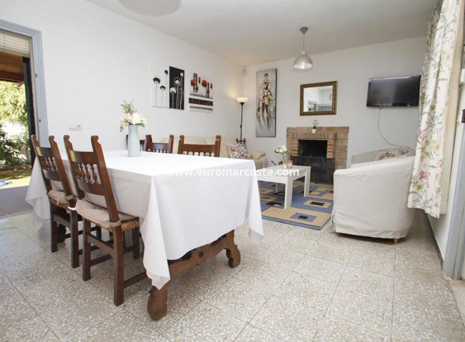 Sale - Chalet - Torrevieja - TORREVIEJA