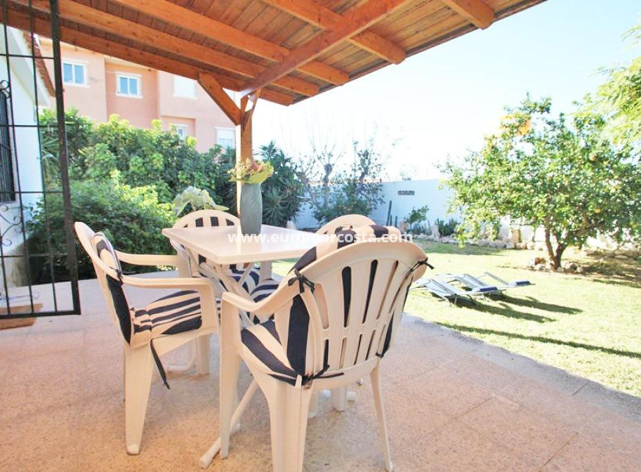 Sale - Chalet - Torrevieja - TORREVIEJA