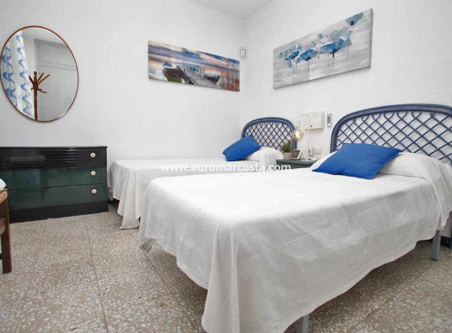 Sale - Chalet - Torrevieja - TORREVIEJA