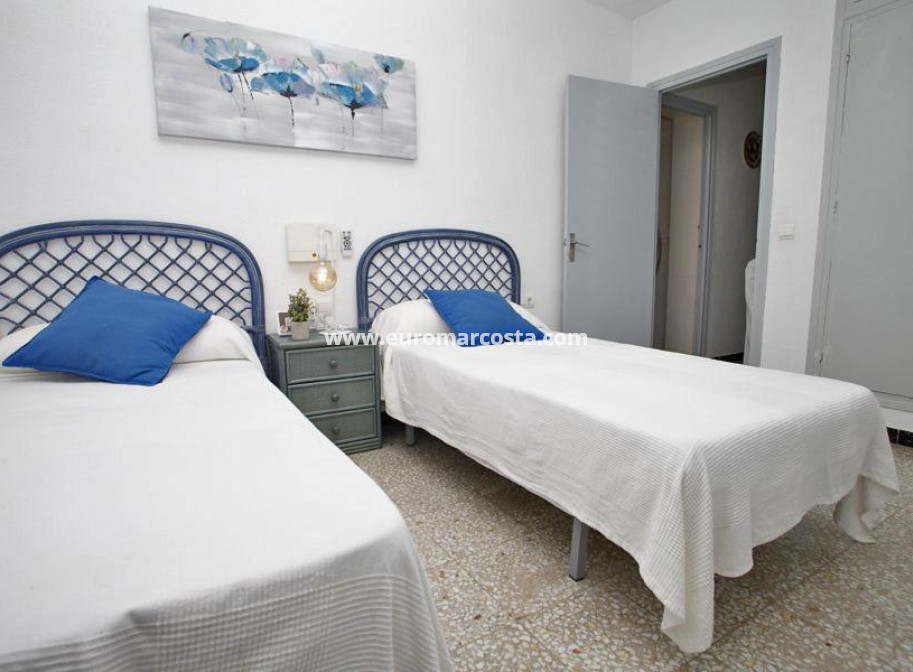 Sale - Chalet - Torrevieja - TORREVIEJA