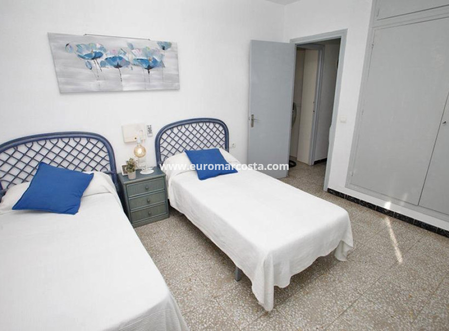 Sale - Chalet - Torrevieja - TORREVIEJA