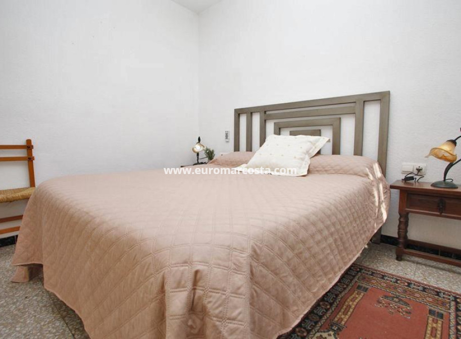 Sale - Chalet - Torrevieja - TORREVIEJA