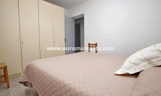 Sale - Chalet - Torrevieja - TORREVIEJA