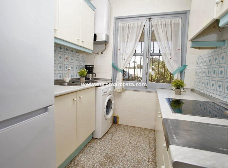 Sale - Chalet - Torrevieja - TORREVIEJA