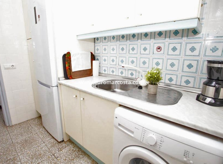 Sale - Chalet - Torrevieja - TORREVIEJA