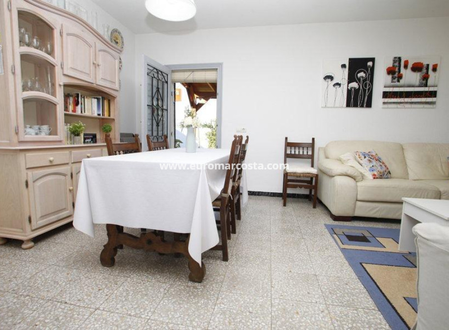 Sale - Chalet - Torrevieja - TORREVIEJA