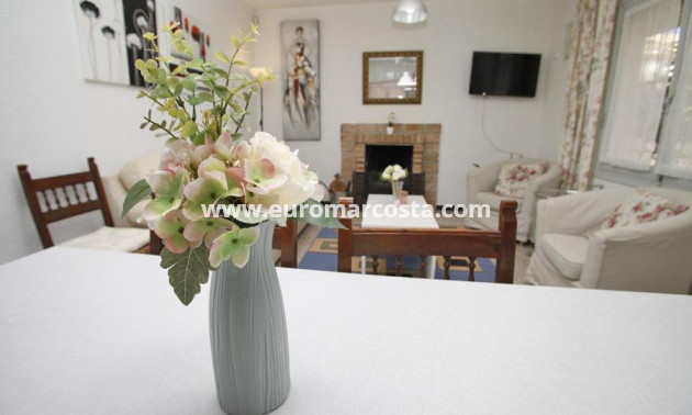 Sale - Chalet - Torrevieja - TORREVIEJA