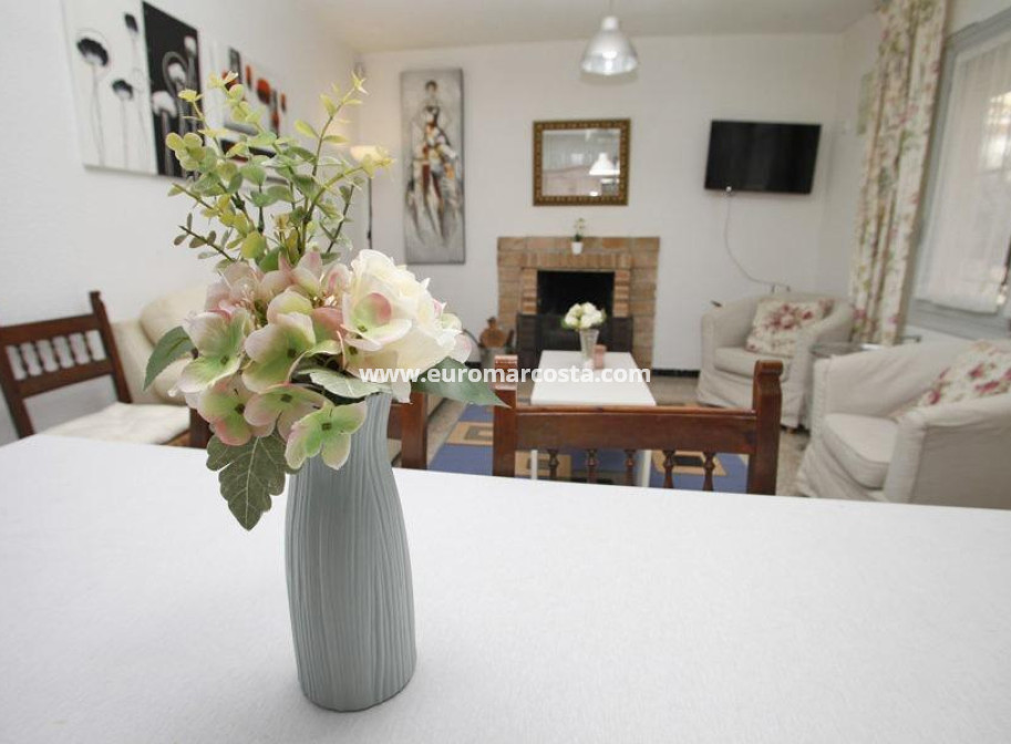 Sale - Chalet - Torrevieja - TORREVIEJA