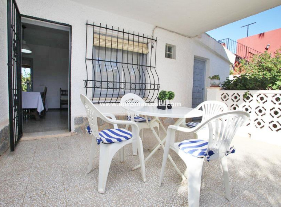 Sale - Chalet - Torrevieja - TORREVIEJA