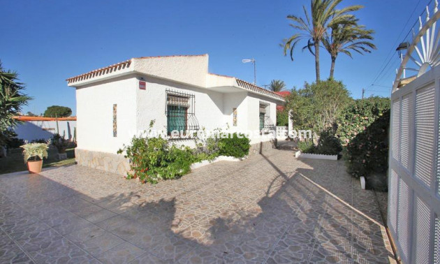 Sale - Chalet - Torrevieja - TORREVIEJA