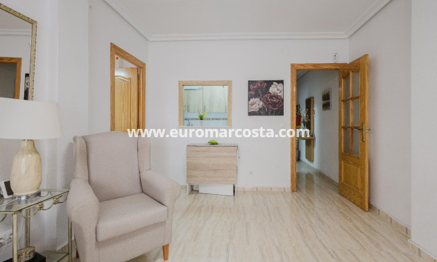 Sale - Apartment / flat - Torrevieja - TORREVIEJA