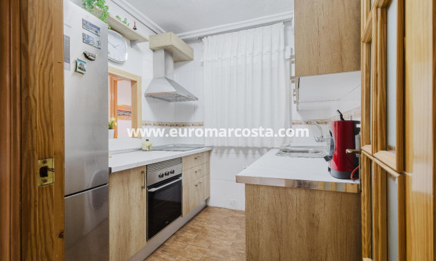 Sale - Apartment / flat - Torrevieja - TORREVIEJA
