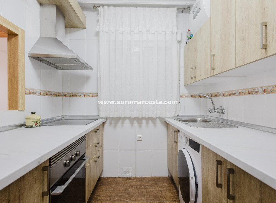 Sale - Apartment / flat - Torrevieja - TORREVIEJA