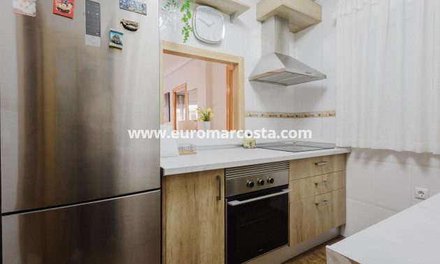 Sale - Apartment / flat - Torrevieja - TORREVIEJA