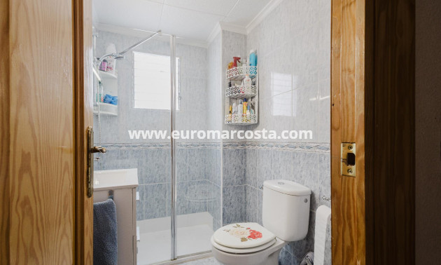 Sale - Apartment / flat - Torrevieja - TORREVIEJA