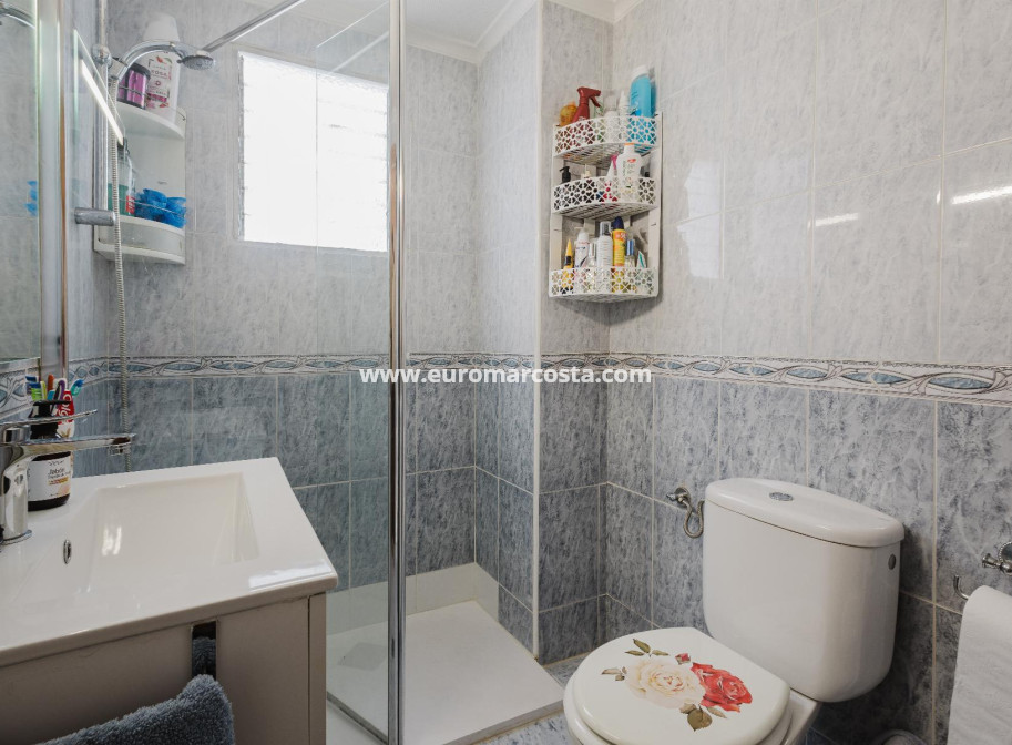 Sale - Apartment / flat - Torrevieja - TORREVIEJA