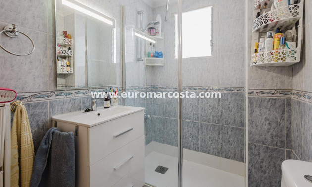 Sale - Apartment / flat - Torrevieja - TORREVIEJA