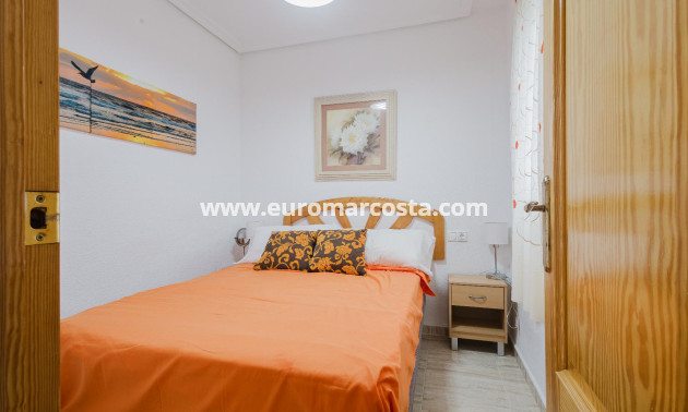 Sale - Apartment / flat - Torrevieja - TORREVIEJA