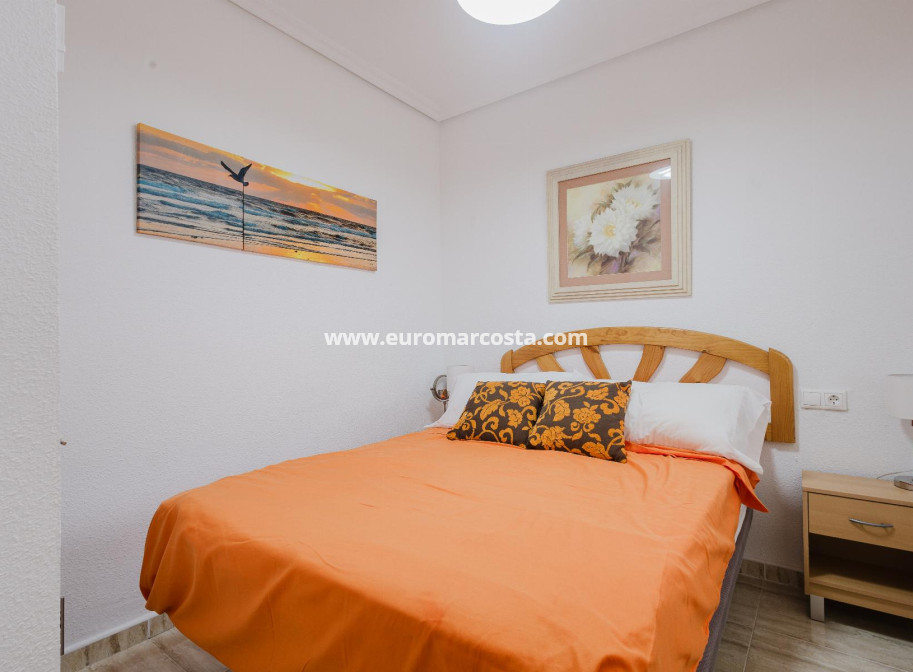 Sale - Apartment / flat - Torrevieja - TORREVIEJA