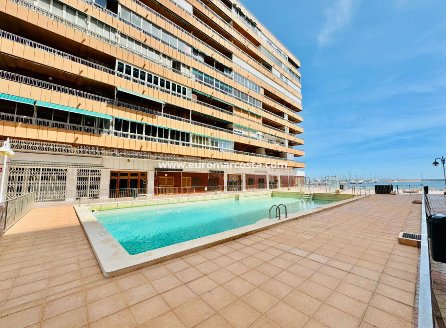 Venta - Apartamento / piso - Torrevieja - TORREVIEJA