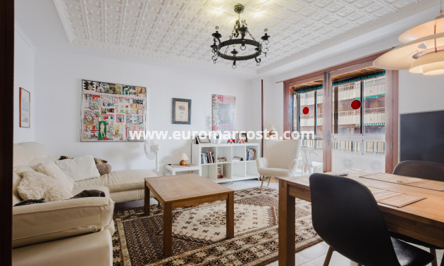 Venta - Apartamento / piso - Torrevieja - TORREVIEJA