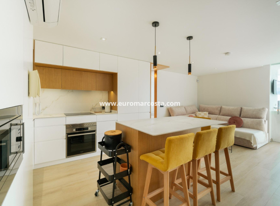 Sale - Apartment / flat - Guardamar del Segura - Puerto Deportivo