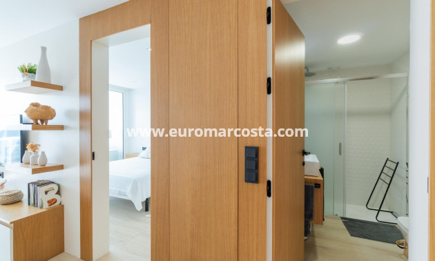 Sale - Apartment / flat - Guardamar del Segura - Puerto Deportivo