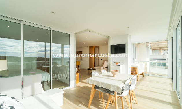 Sale - Apartment / flat - Guardamar del Segura - Puerto Deportivo
