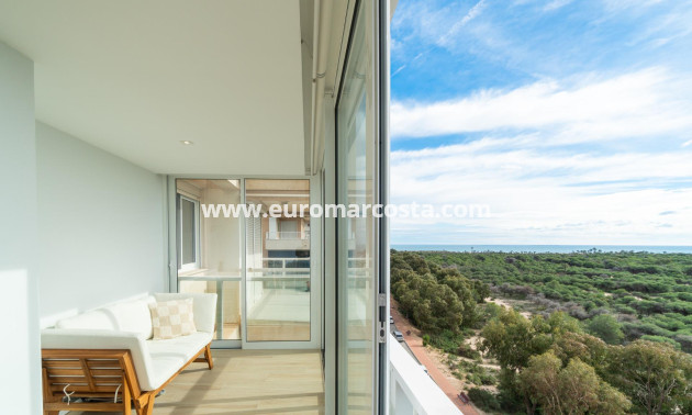 Sale - Apartment / flat - Guardamar del Segura - Puerto Deportivo