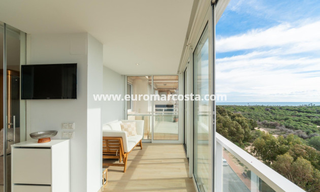 Sale - Apartment / flat - Guardamar del Segura - Puerto Deportivo