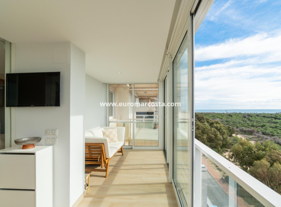 Sale - Apartment / flat - Guardamar del Segura - Puerto Deportivo