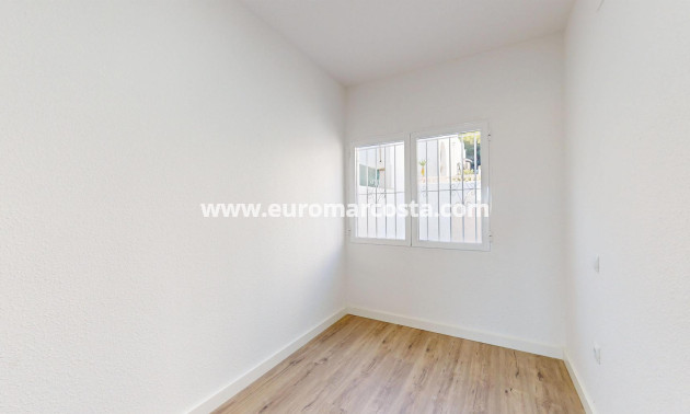 Venta - Bungalow - Orihuela Costa - Blue Lagoon