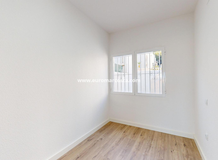 Venta - Bungalow - Orihuela Costa - Blue Lagoon