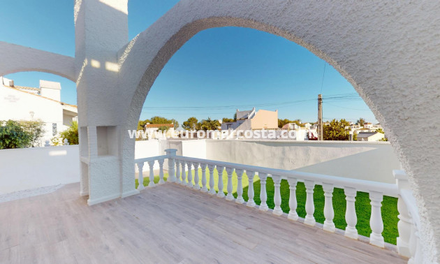 Venta - Bungalow - Orihuela Costa - Blue Lagoon