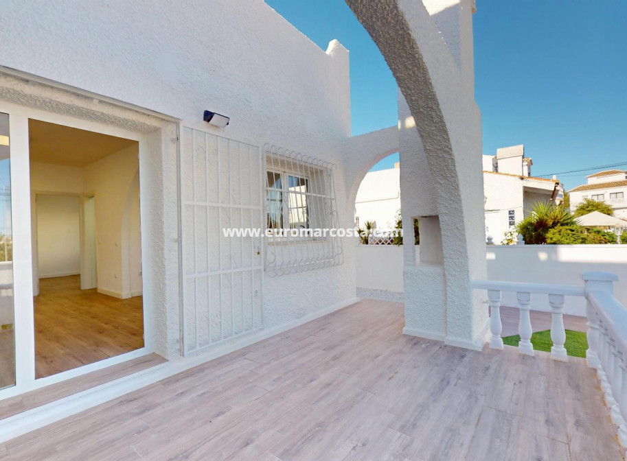 Venta - Bungalow - Orihuela Costa - Blue Lagoon