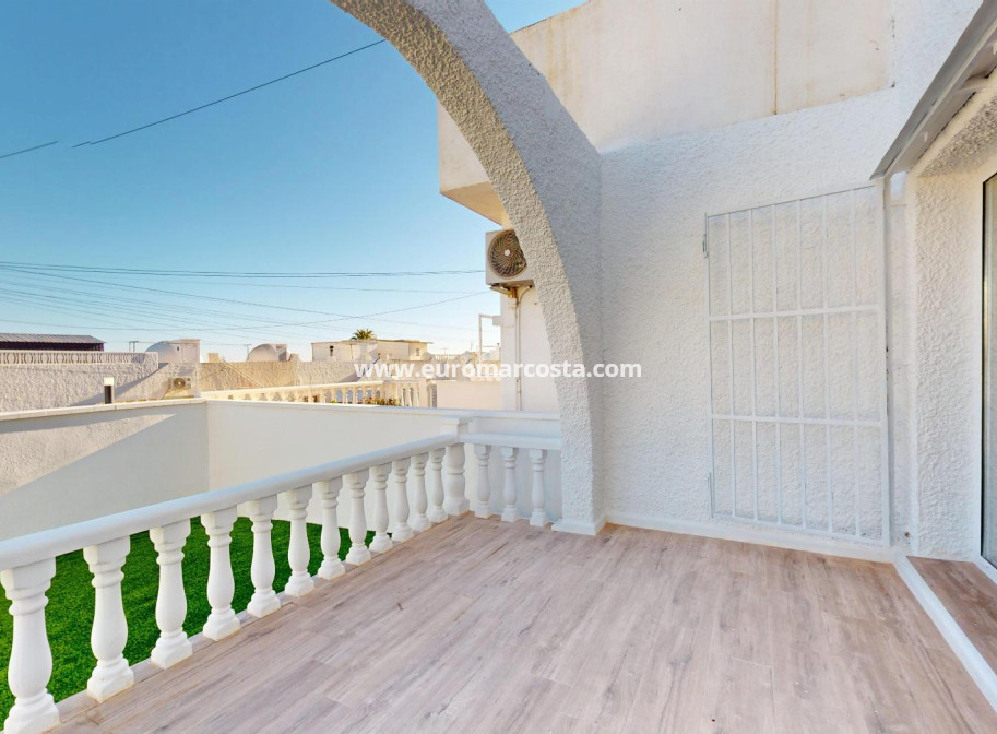Venta - Bungalow - Orihuela Costa - Blue Lagoon