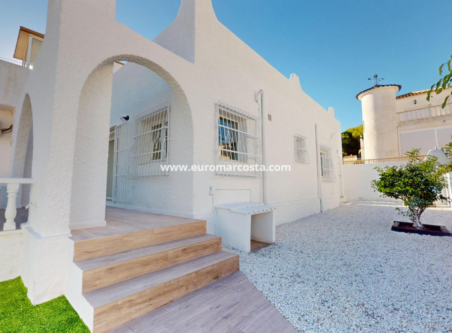 Venta - Bungalow - Orihuela Costa - Blue Lagoon