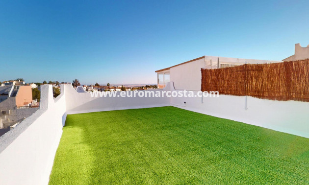 Venta - Bungalow - Orihuela Costa - Blue Lagoon
