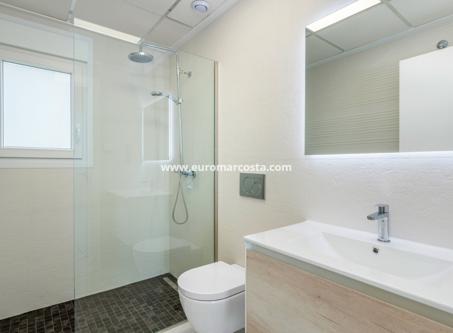 Nueva construcción  - Villa - La Manga del Mar Menor - Murcia