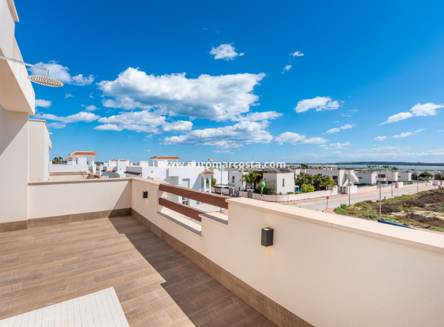 Nueva construcción  - Villa - La Manga del Mar Menor - Murcia